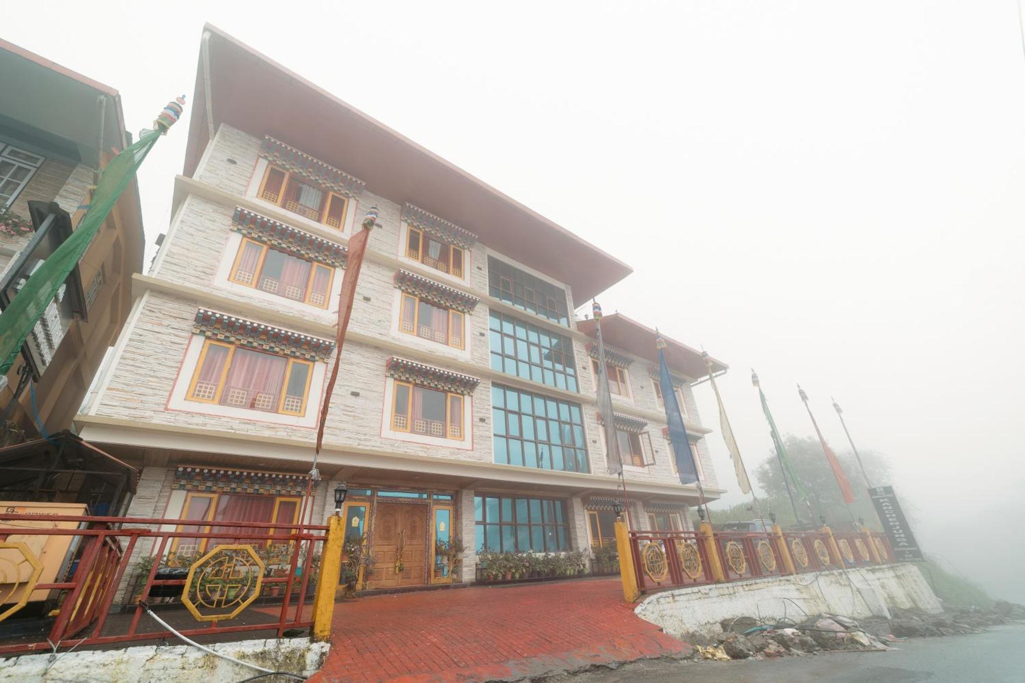 Buddha Retreat Ravangla Exteriör bild